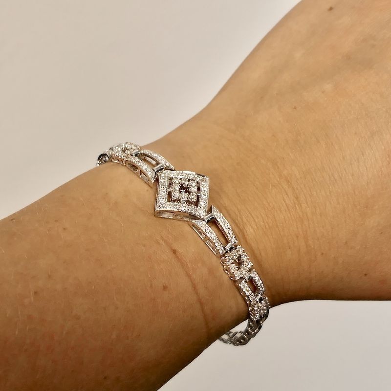 Image 9 of White gold link bracelet with 1.40 ct diamond.