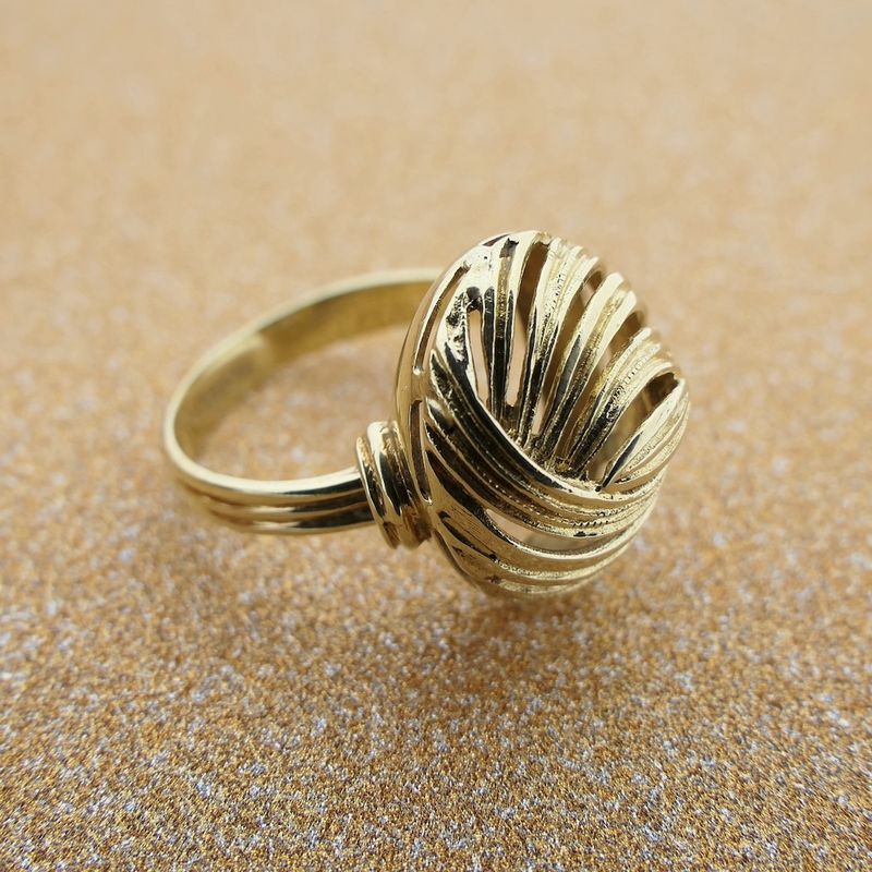 Image 2 of Vintage gold fantasy ring