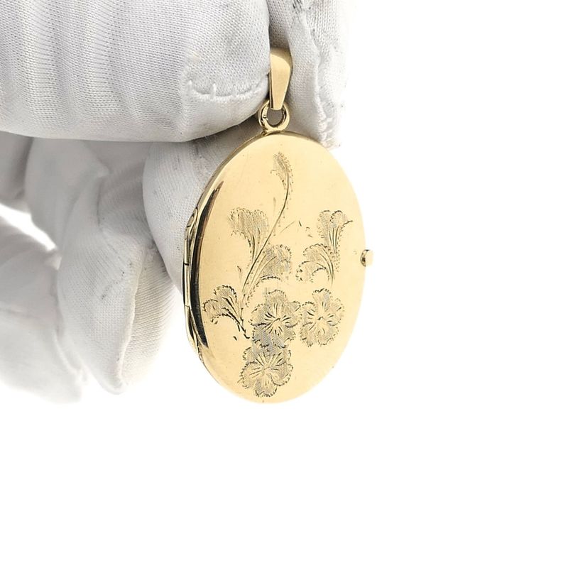 Image 4 of Gold medallion pendant; Floral design