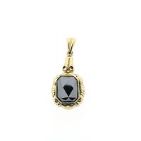 Gold pendant with hematite