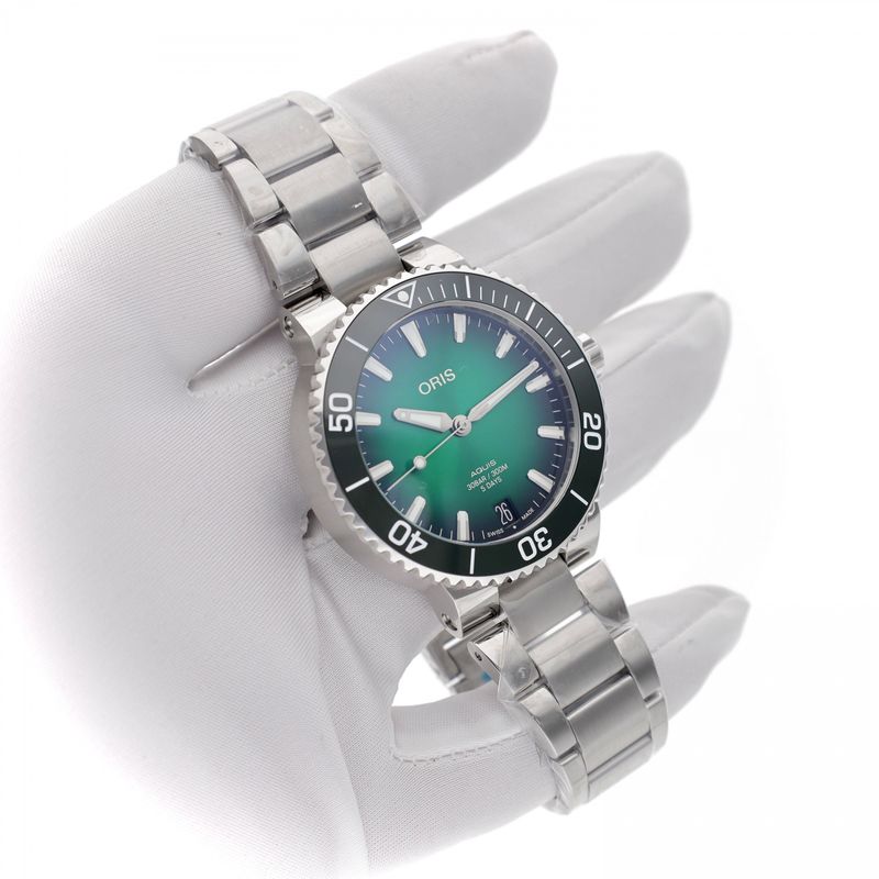 Image 12 of Oris Aquis Date '5-Days' Cal. 400; Automatic Men's Watch