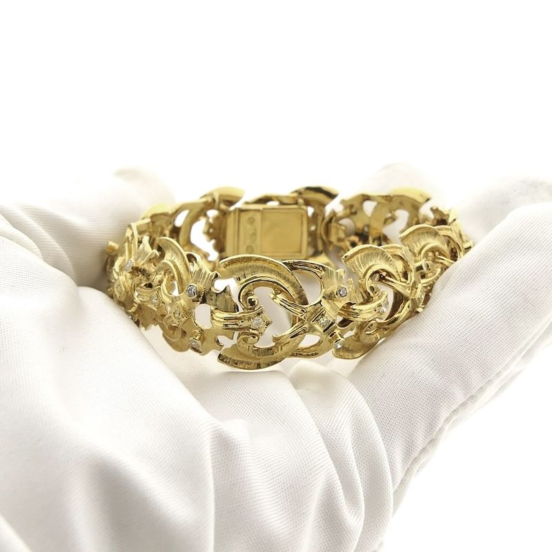 Image 6 of Gold bracelet with diamonds; 0.80 ct.