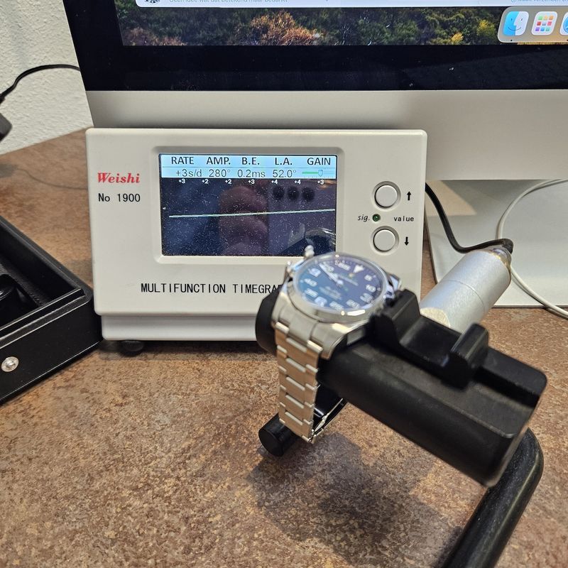 Image 19 of Rolex Airking 40mm 116900; Automatic men's watch