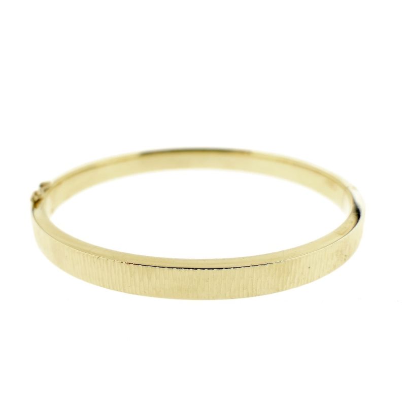 Image 1 of Gold slave bracelet with pattern; Size M