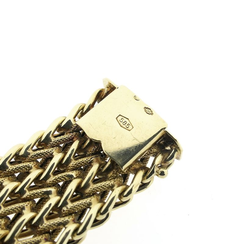 Image 5 of Wide gold link bracelet