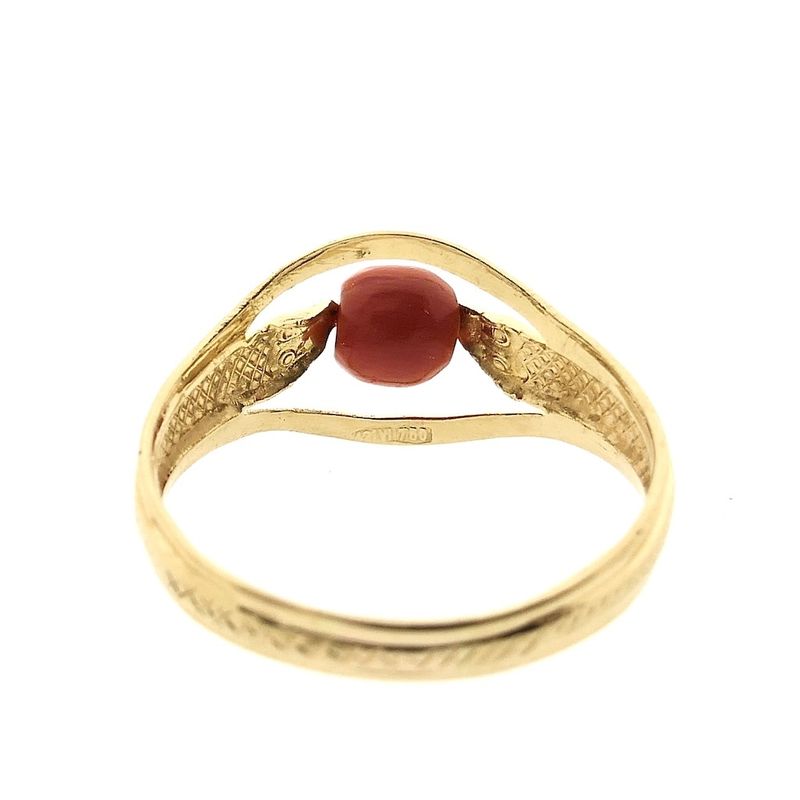 Image 4 of 18 ct. Vintage gold ring of sturgeon with red coral