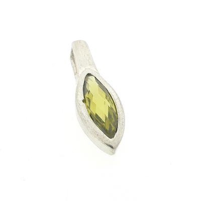 Image 2 of Silver pendant with green zirconia