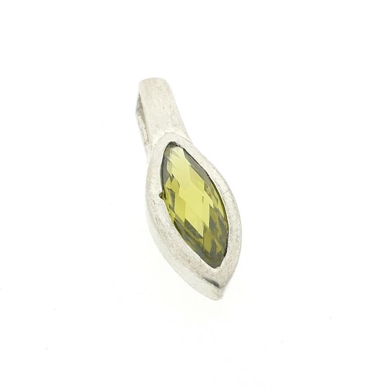 Image 2 of Silver pendant with green zirconia