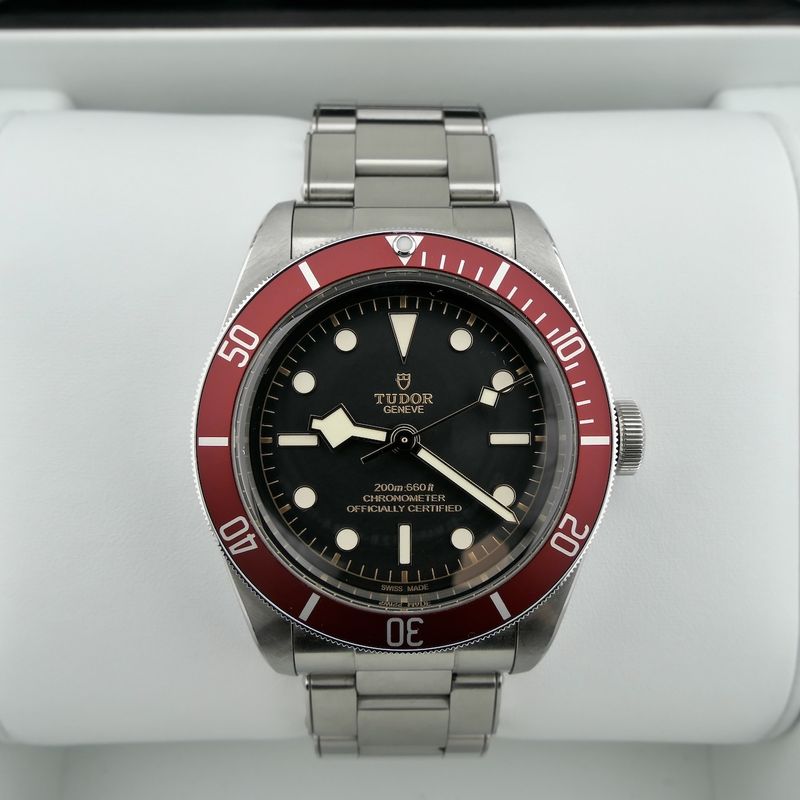Image 18 of Tudor Black Bay 41mm 'Burgundy' 79230R; Automatic men's watch
