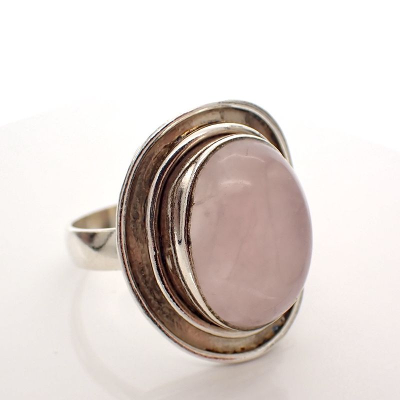 Image 3 of Silver ring with rose quartz