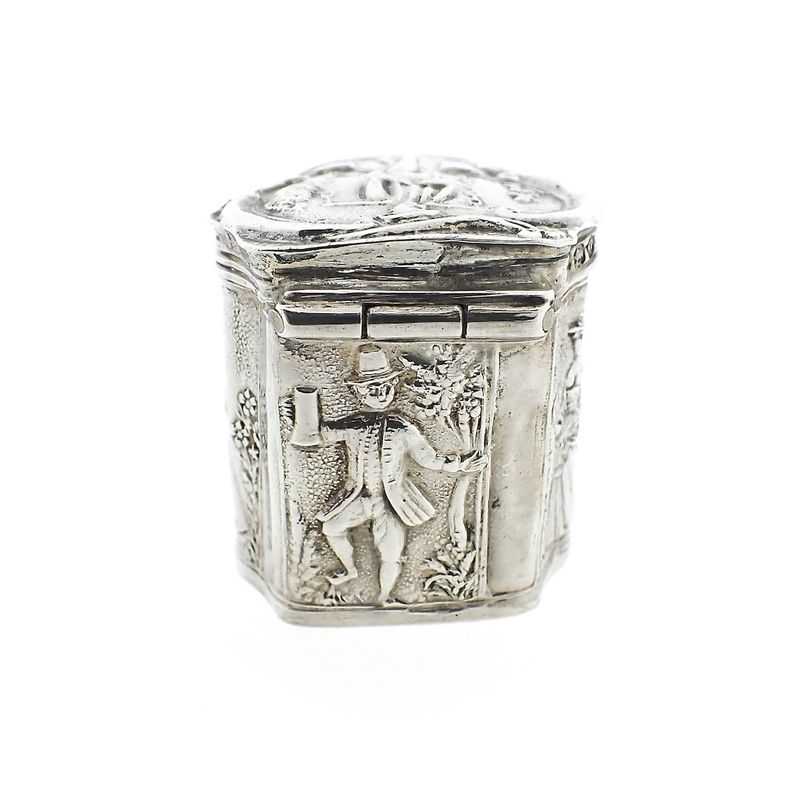 Image 7 of Vintage silver loderein box | English hallmarked