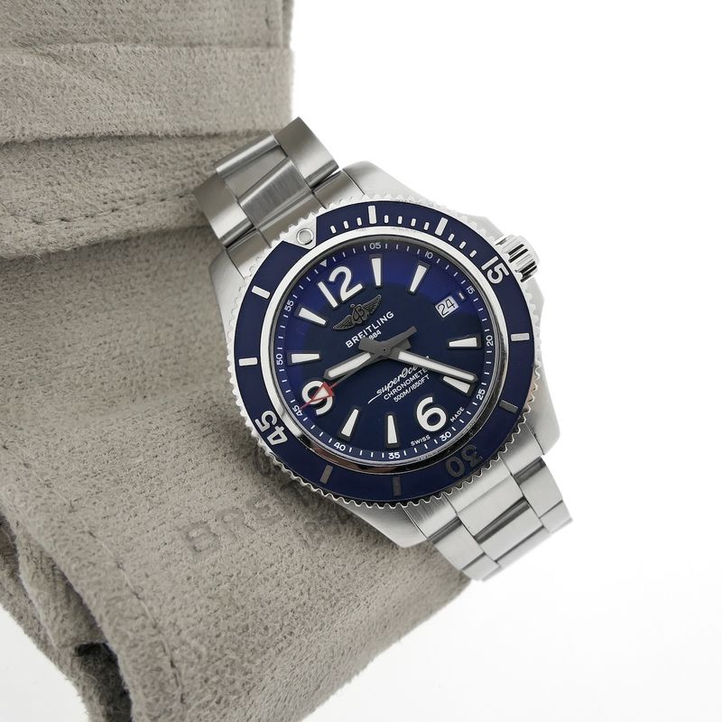 Image 14 of Breitling Superocean Automatic 42 A17366; Men's diving watch