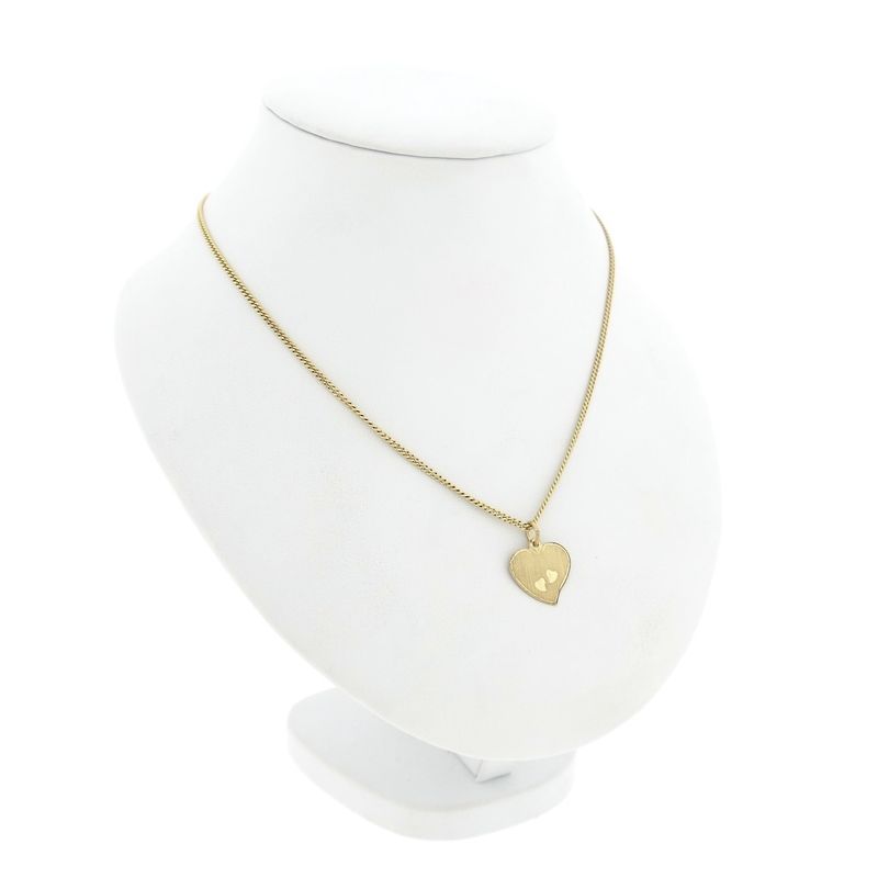 Image 8 of Gold pendant of a heart