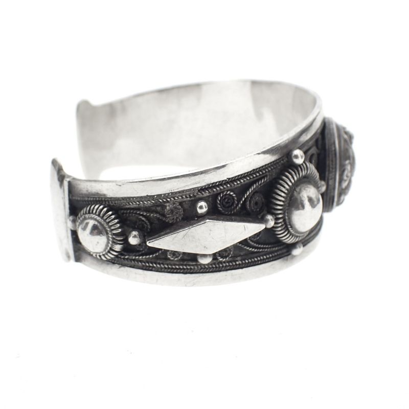 Image 1 of Silver Thai clamp bracelet | Size S/M