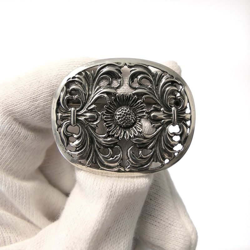 Image 9 of Large silver brooch | Floral design