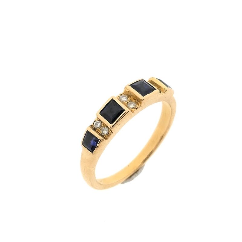 Image 1 of Gold ring with sapphire and diamond; 0.03 ct.