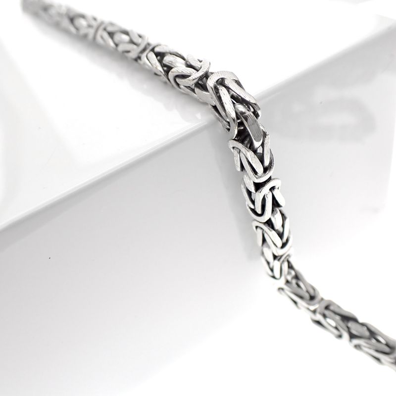 Image 2 of 18-karat white gold king's chain; Byzantine link | 103 cm