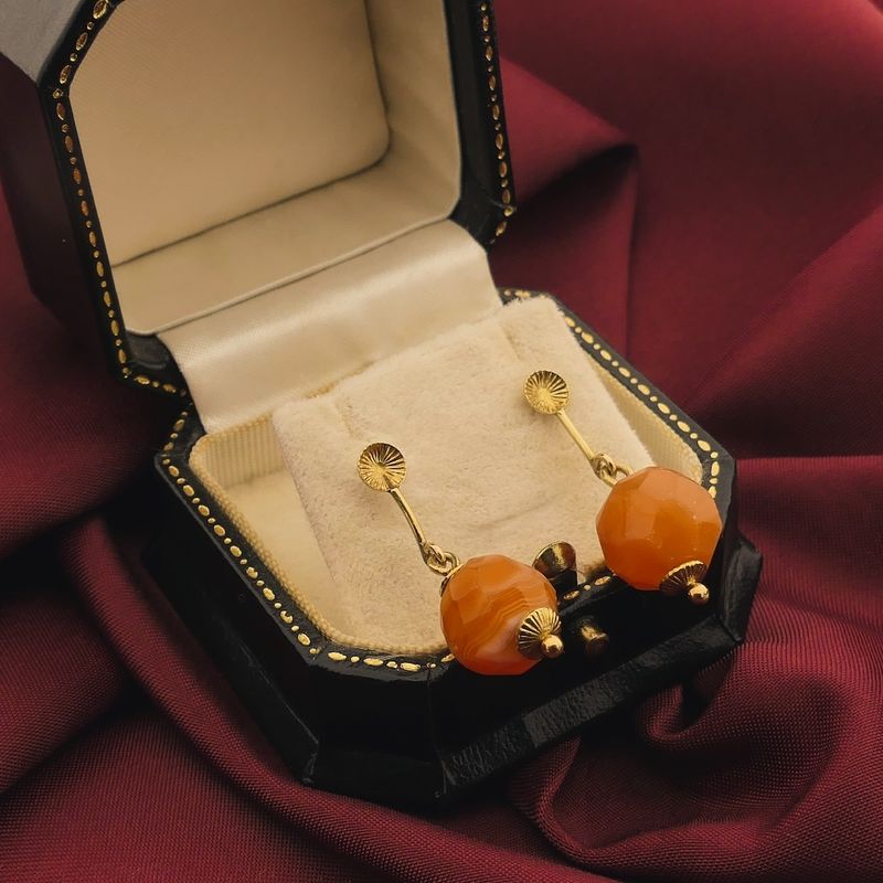 Image 5 of Gold earrings with carnelian band agate