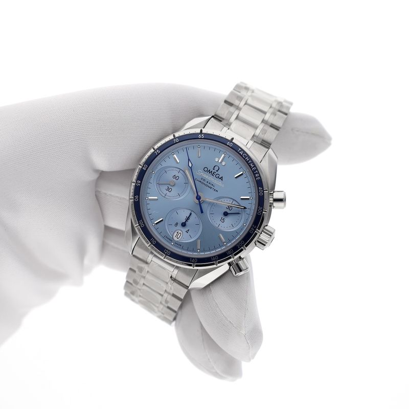 Image 7 of Omega Speedmaster 38 'Blue' 324.30.38.50.03.001; Chronograph watch (Full set 03-2025)