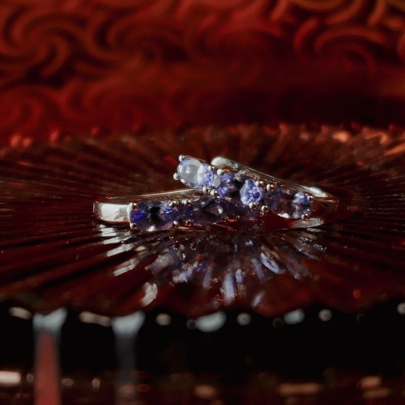 Image 2 of White gold stud earrings with tanzanite