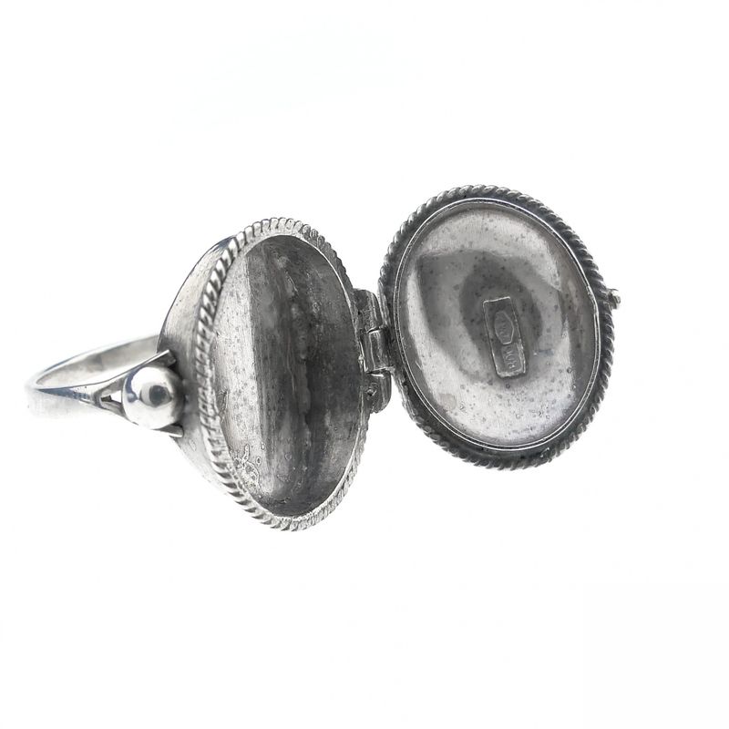 Image 7 of Vintage silver locket ring with blood coral