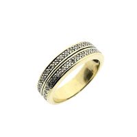 Gold ring with 0.20 ct diamond.