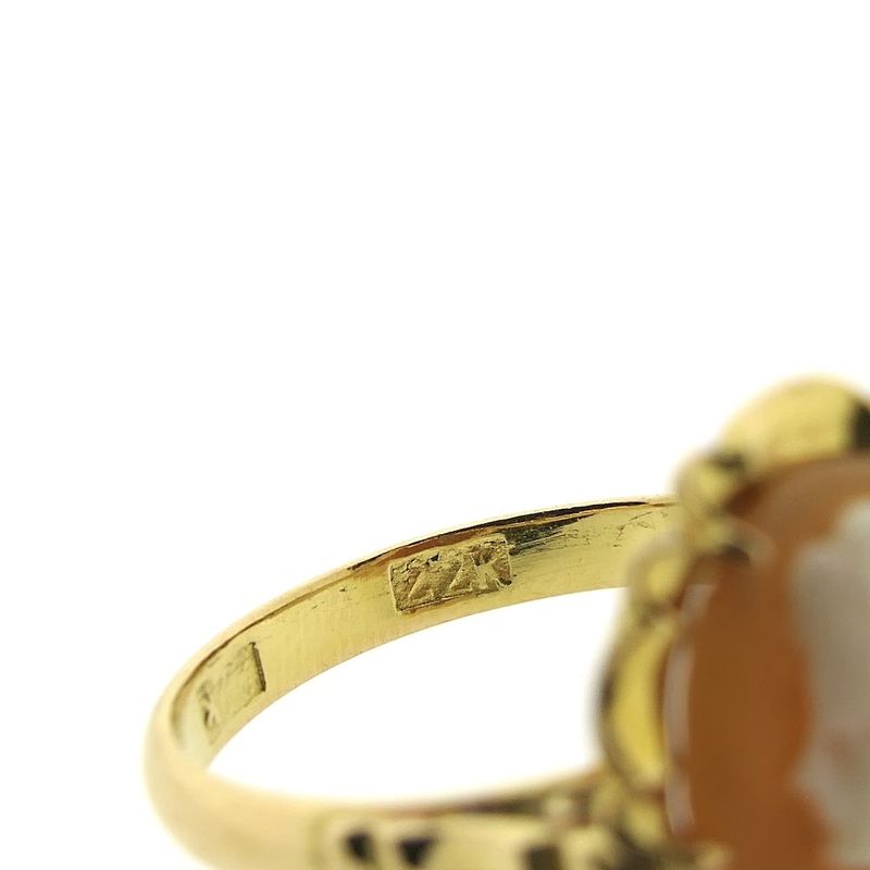 Image 6 of 22 carat vintage gold ring with cameo