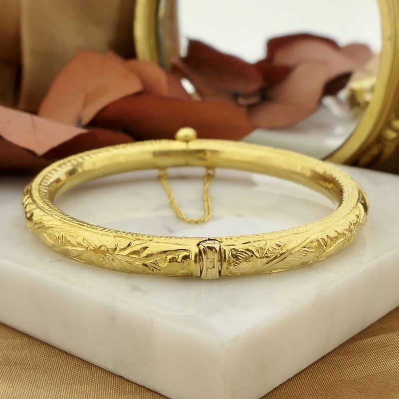 Image 2 of 22 carat Surinamese gold bangle; size S/M