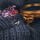 Image 2 of Gold solitaire ring with diamond; 0.07 ct.