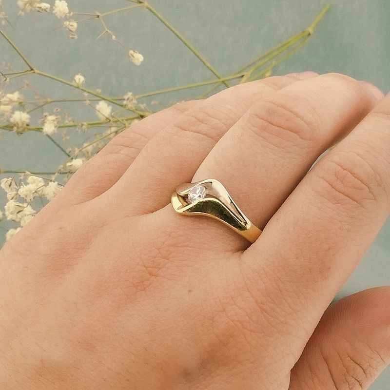 Image 4 of Two-tone gold ring with zirconia