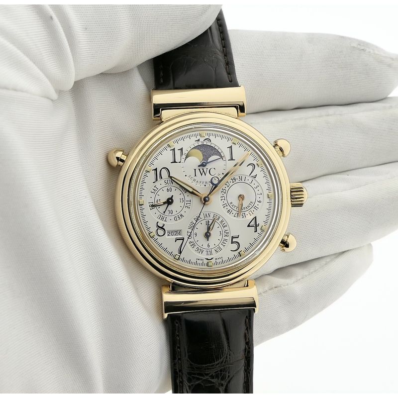 Image 11 of IWC Da Vinci Perpetual Calendar Rattrapante Chronograph IW3754-003; 18k rose gold men's watch