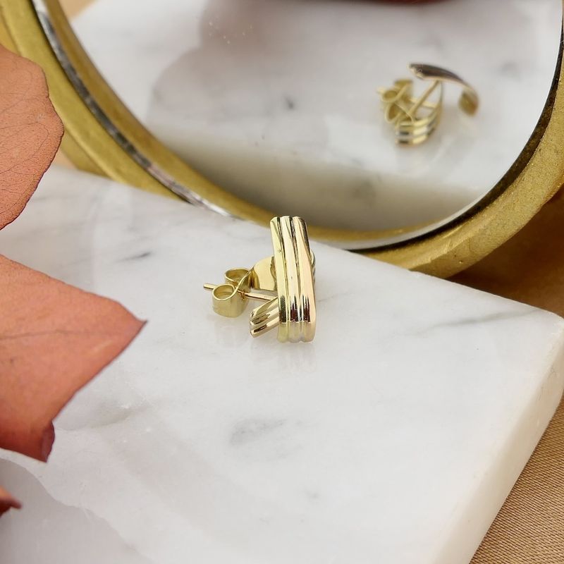 Image 2 of Tricolor gold stud earrings