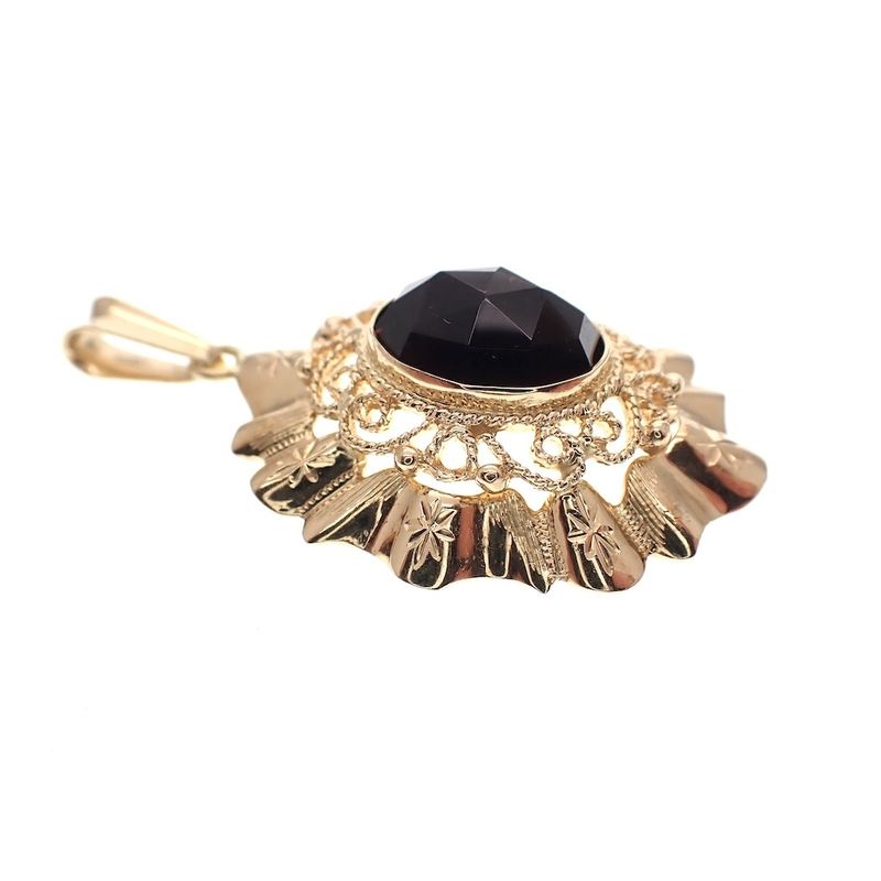 Image 2 of Vintage gold pendant with garnet; Filigree technique
