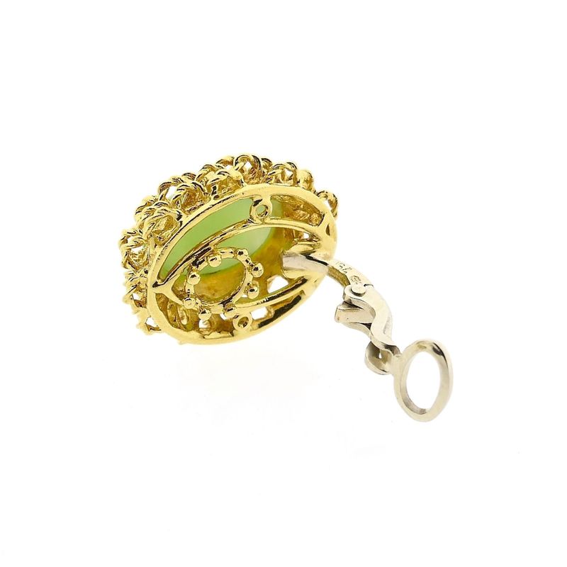 Image 9 of 18 Krt. Gold Clip-On Earrings with Chrysoprase