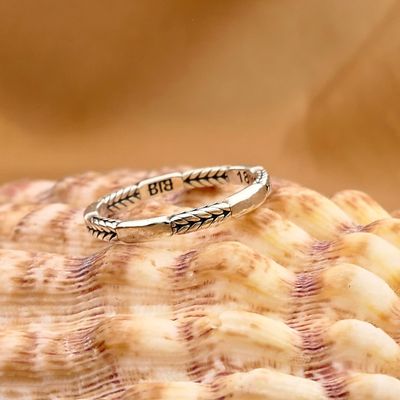 Afbeelding 2 van Zilveren Buddha to Buddha Barbara Stacking Ring Mix