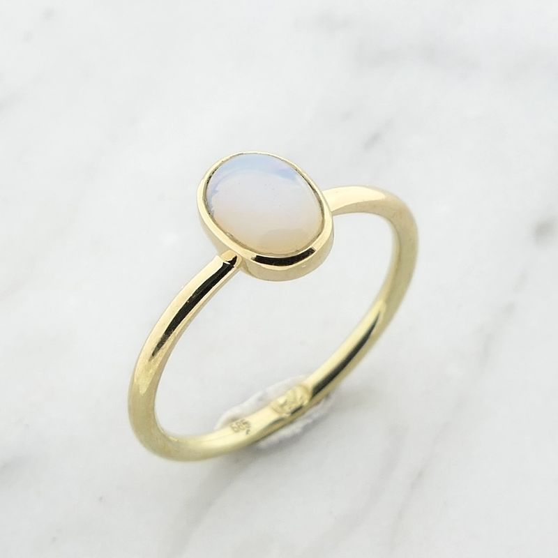Image 1 of Gold ring with precious opal