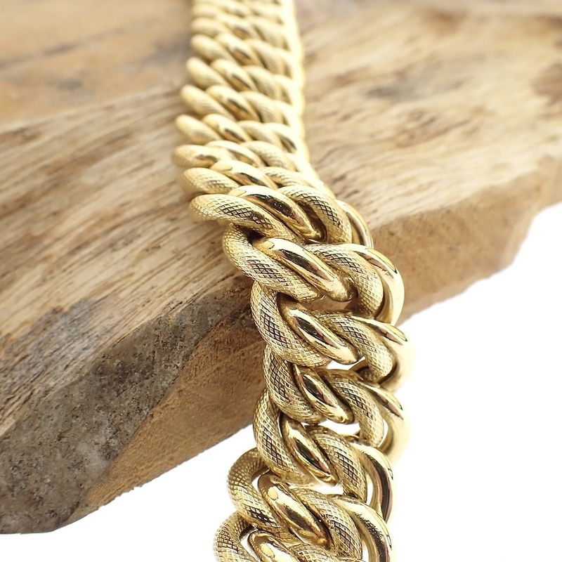 Image 10 of Gold French gourmet link bracelet