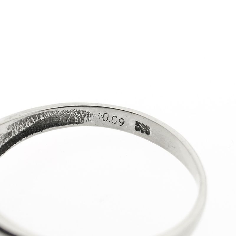 Image 7 of White gold ring with emerald and diamond | 0.09 ct.