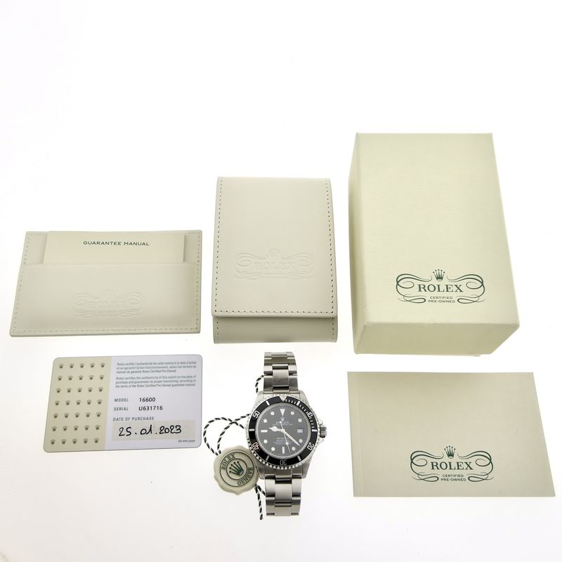 Image 22 of Rolex Sea Dweller 40mm 16600; Automatic diving watch