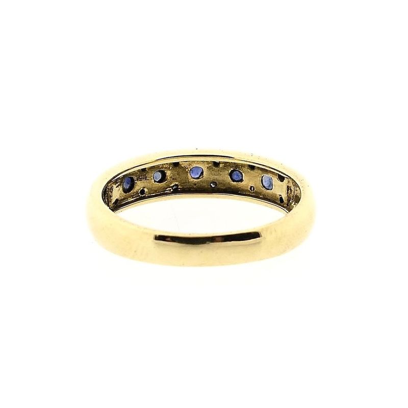 Image 6 of Gold ring with sapphire and diamond; 0.12 ct.