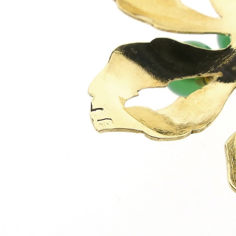 Image 5 of Golden oak leaf brooch with Imperial jade