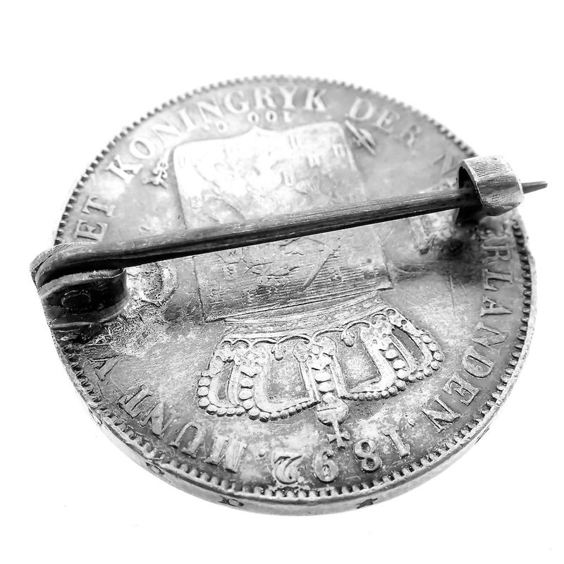 Image 4 of Silver brooch Wilhelmina long loose hair coin | 1892