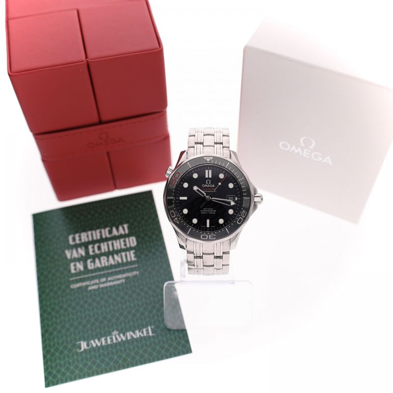 Afbeelding 2 van Omega Seamaster Diver 300 M James Bond 50th Anniversary 212.30.41.20.01.005; Automatisch Heren Horlo