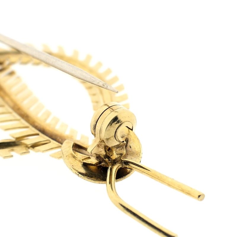 Image 5 of Vintage gold brooch of a feather