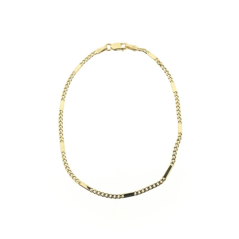 Image 4 of Gold closed Figaro link bracelet | 19 cm