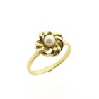 Image 1 of Vintage gold ring with pearl