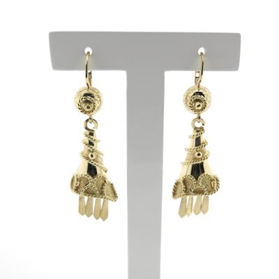 Image 1 of Oriental gold earrings with filigree strand