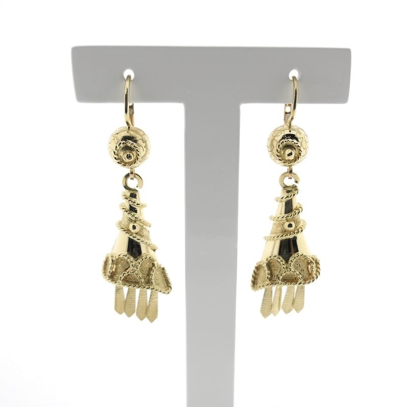 Image 1 of Oriental gold earrings with filigree strand