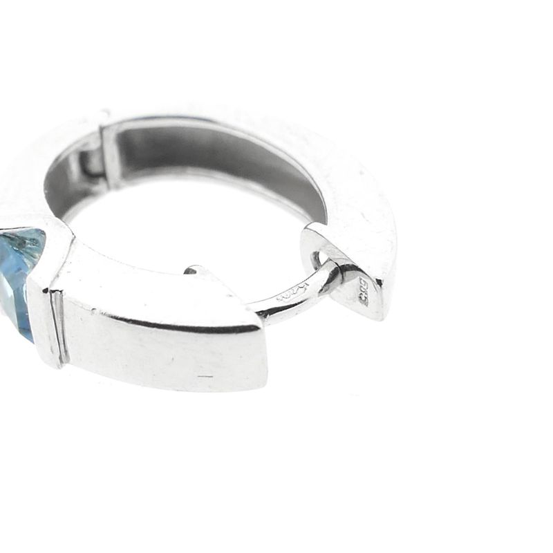 Image 9 of White Gold Earrings with Topaz; Ø 13.8 mm