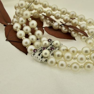 Image 2 of White gold pearl bracelet with ruby ​​| 18 cm
